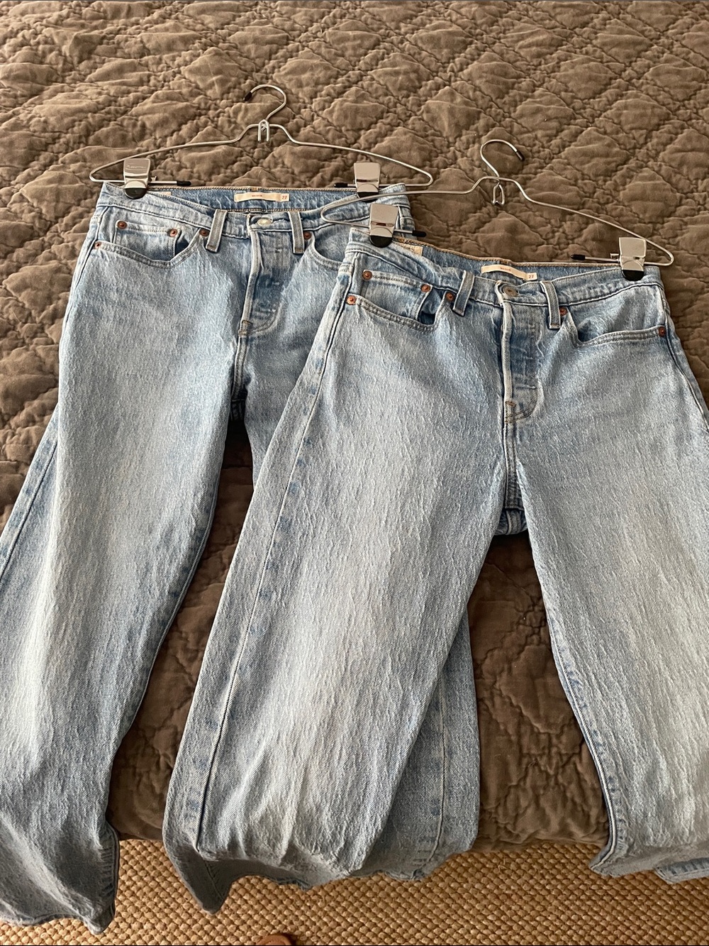 Light Blue Women’s Straight-Leg Jeans 27